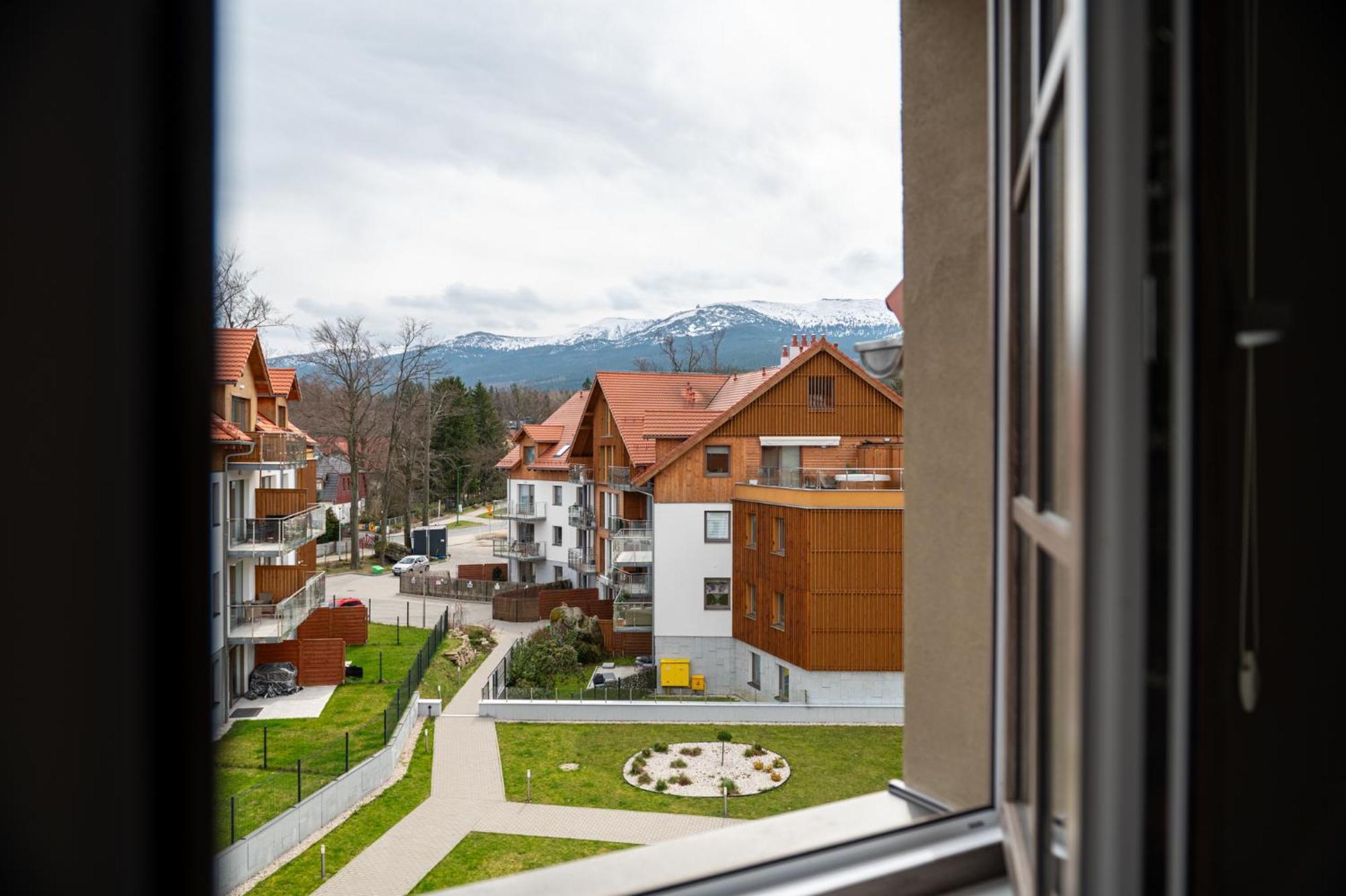 Apartament Dream View Spa ชกลาร์สกา ปอเรมบา ภายนอก รูปภาพ